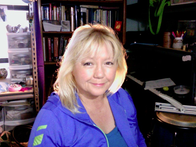 Athene_Bitting_2010